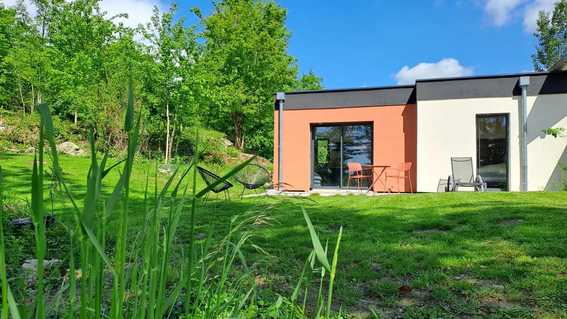 Logement Neuf A 2 Pas Du Lac La Bridoire